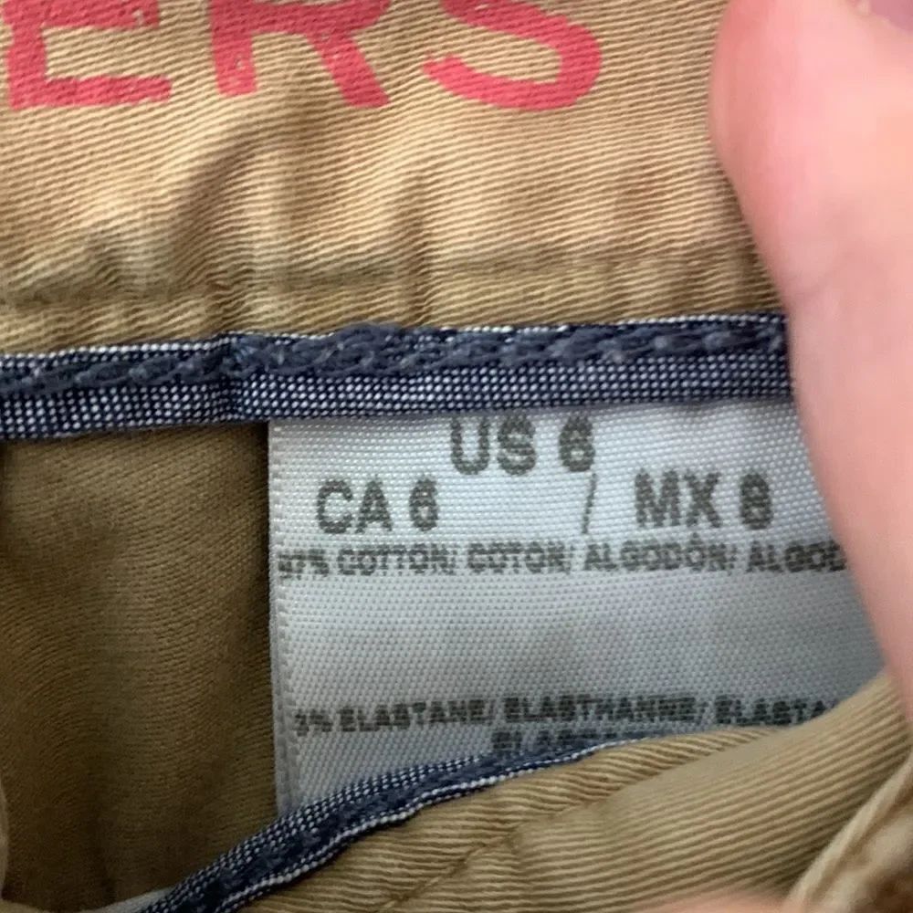 3for$20 Capri shorts size 6 - Picture 4 of 5